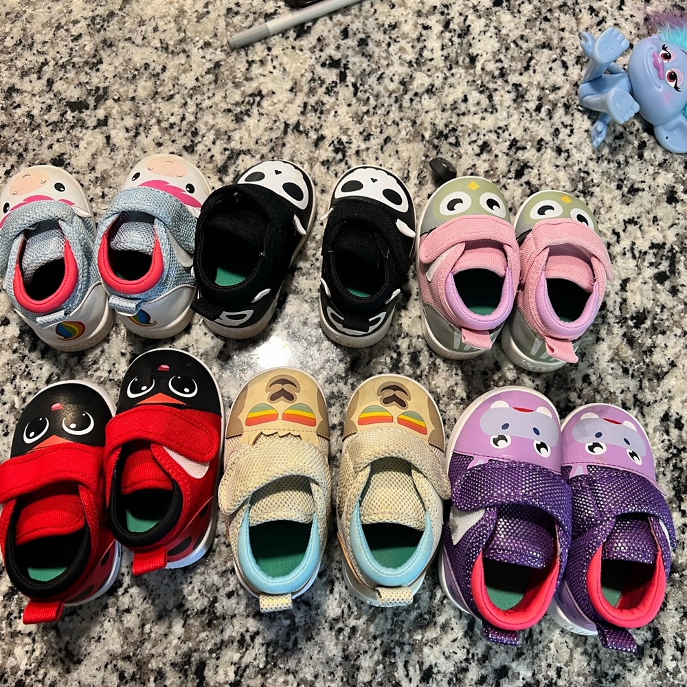 Ikiki Toddler Shoes Lot